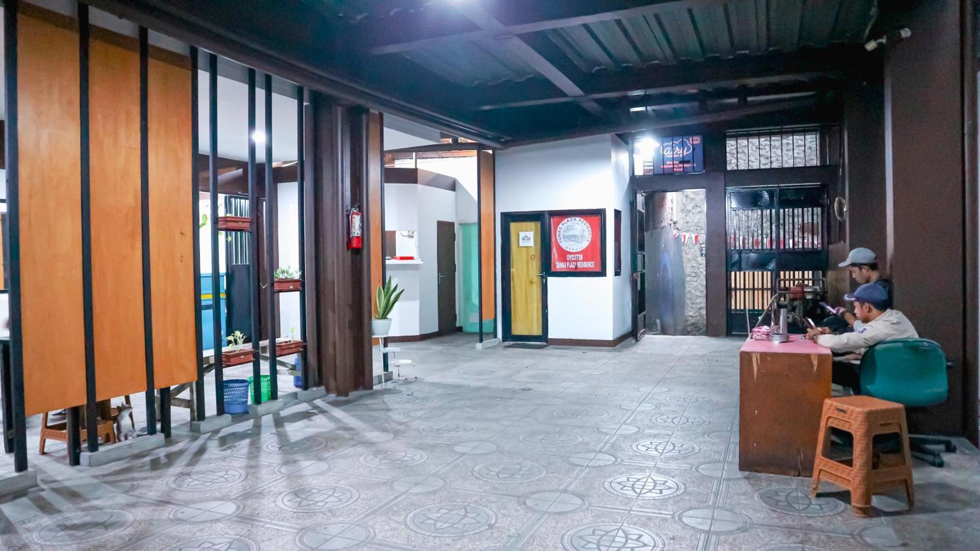 Collection O Tunas Plaza Residence Bekasi Exterior foto
